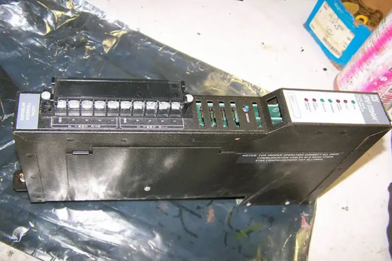 スクエアD 8030CRM230
