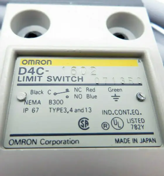 オムロン D4C-1602
