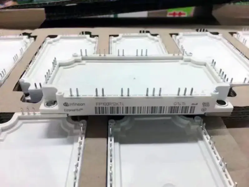 インフィニオンFP100R12KT4