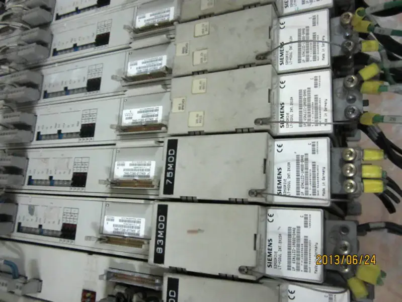 シーメンス 6SN1123-1AB00-0AA0 15A