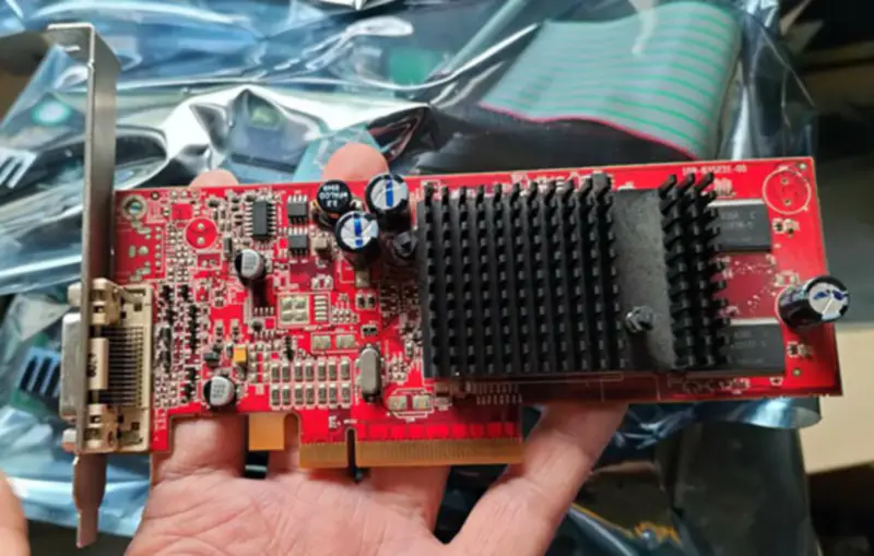SUN 375-3545 Ultra U45 U40用グラフィックカード XVR-300