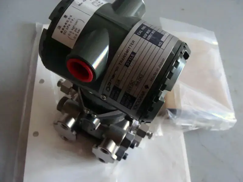 横河電機 EJA120A