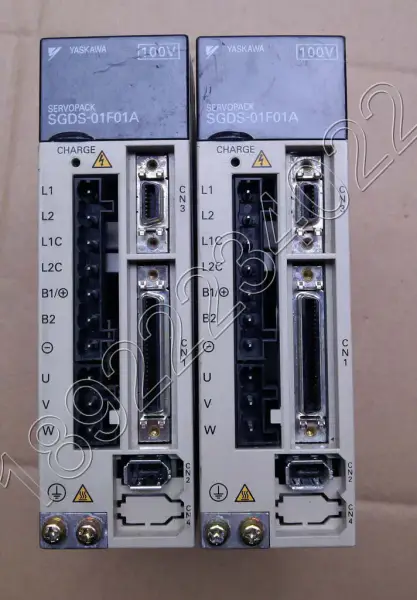 安川電機 SGDS-01F01A