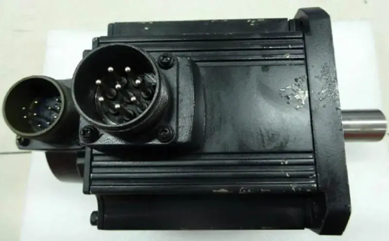 三菱1.5KW HC-SFS152