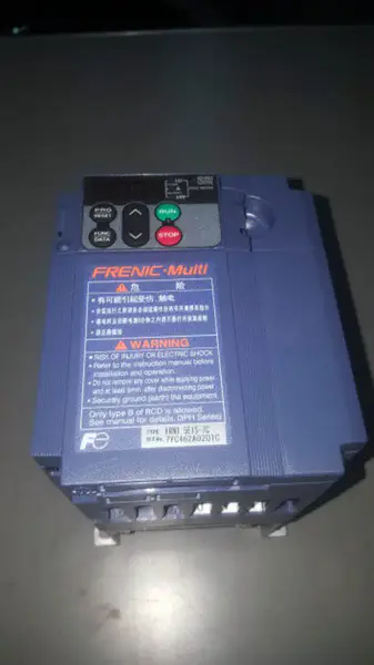 富士電機 FRN1.5E1S-7C
