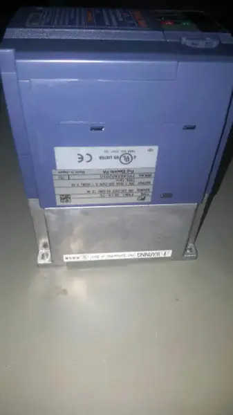 富士電機 FRN1.5E1S-7C