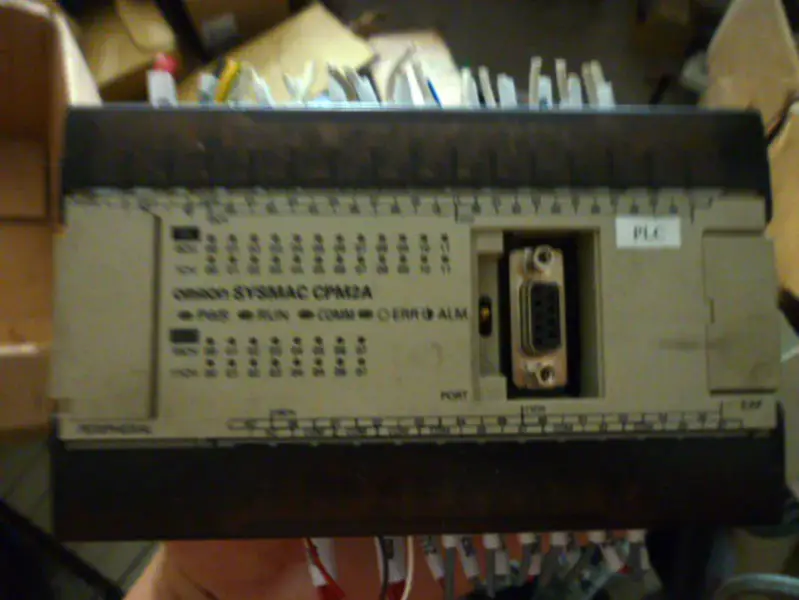 オムロンPLC CPM2A-40CDT1-D