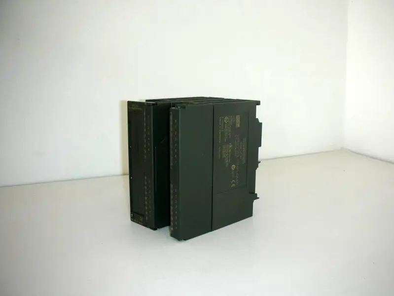 シーメンス 6ES7322-1BH01-0AA0 PLC
