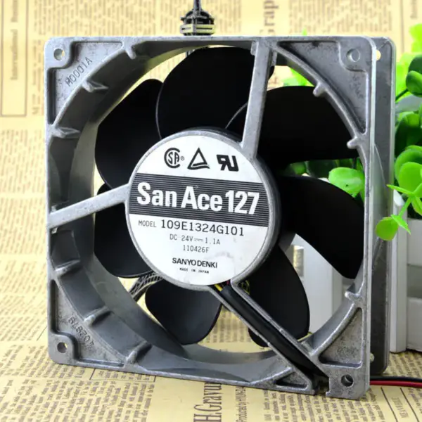 Sanyo 109E1324G101 DC锛?4V 1.1A 3線式12.7CMファン