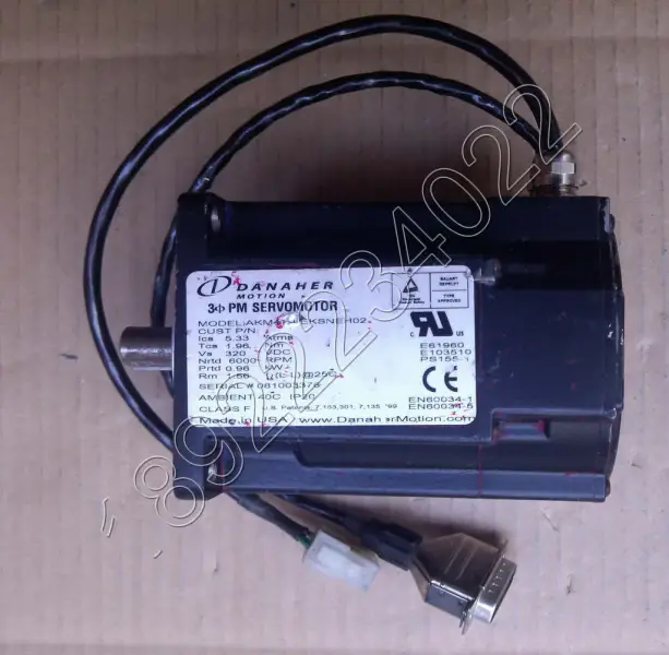 DANAHER モーター AKM41H-EKSNEH02