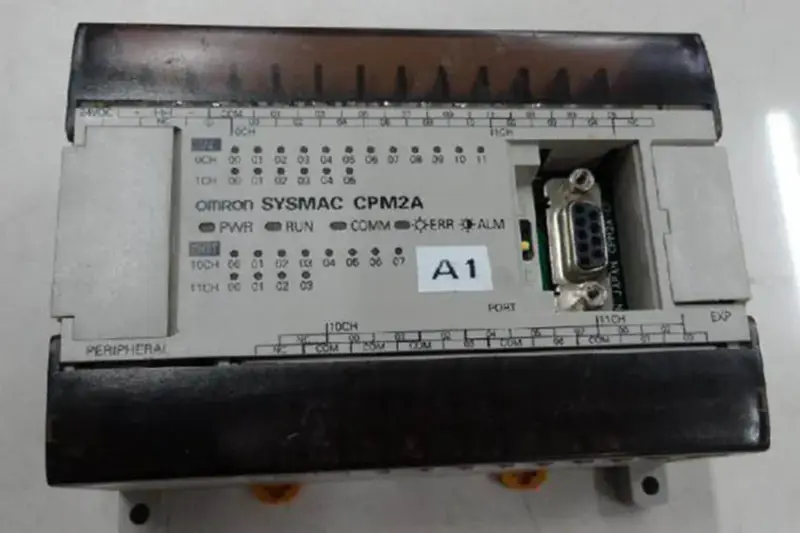 オムロンPLC CPM2A-30CDT-D