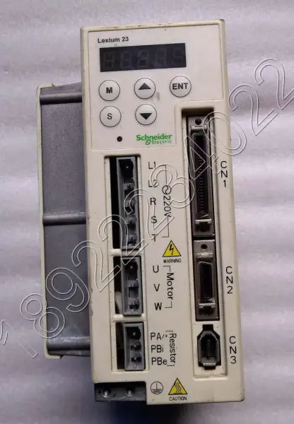 シュナイダードライバー LXM23CU07M3X