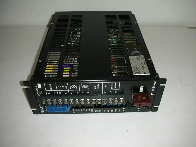 安川 CPCR-SF01B CPCRSF01B サーボパック