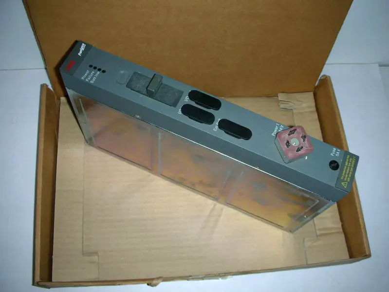 ABB/ H&B フリーランス2000 DLM01