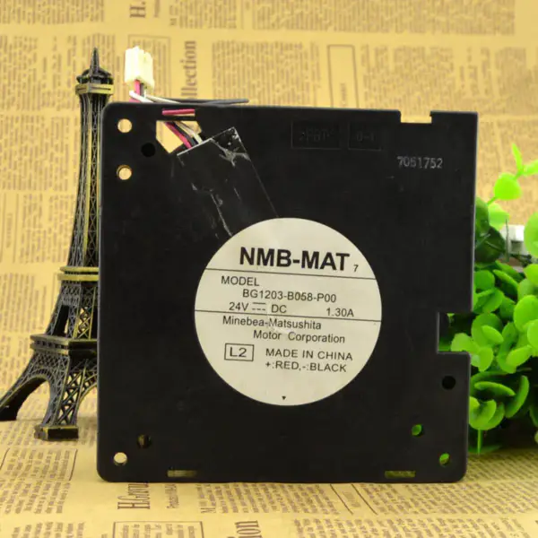 NMB 12CM 12032ファンBG1203-B058-P00 24V 1.30A