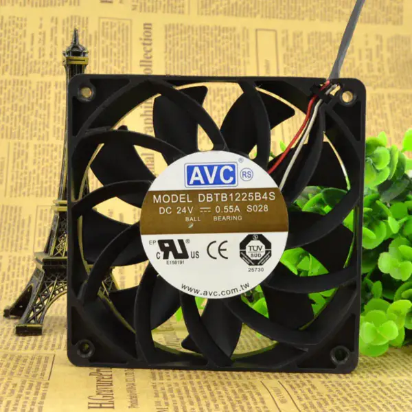 AVC DBTB1225B4S 12CM 12025 24V 0.55A 3線式ファン