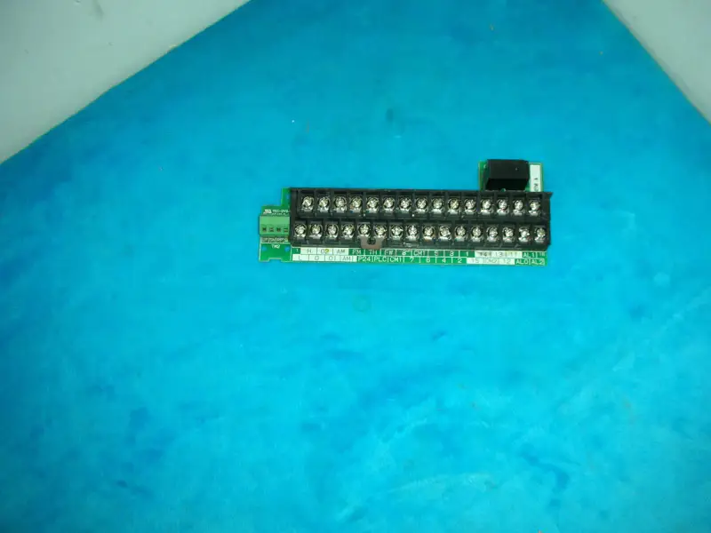 日立 SJ300TM 3B295619-3