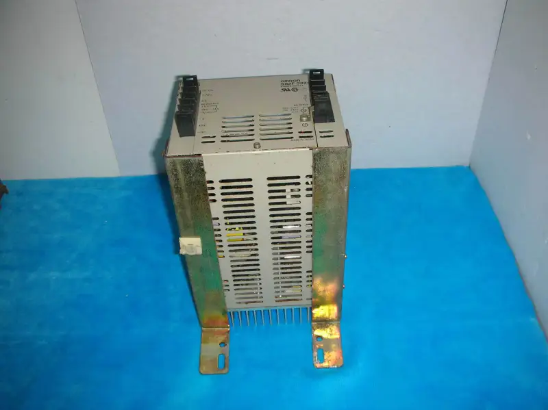 オムロン S82F-3024