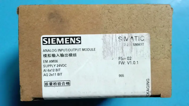 PLC S7-200 スマートEM AM06 6ES7 288-3AM06-0AA0