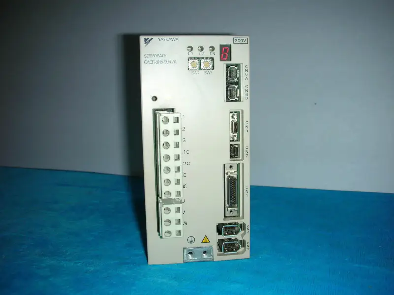 安川電機 CACR-5R5-S04VA