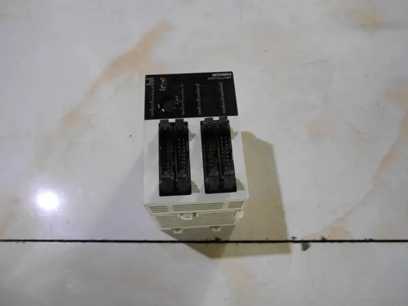 三菱 PLC FX2NC-64MT