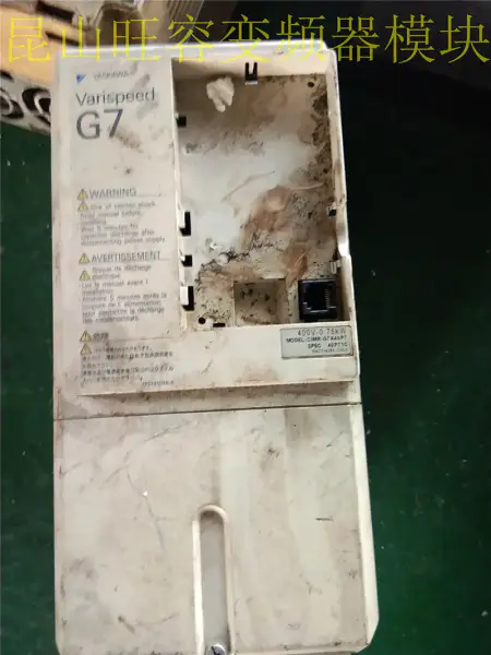 安川G7シリーズCIMR-G7A40P7 0.75KW 380V