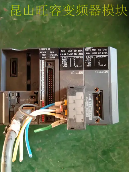 三菱 PLC L26CPU-BT LJ61BT11