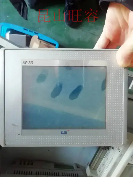 LG XP30-BTE タッチスクリーン