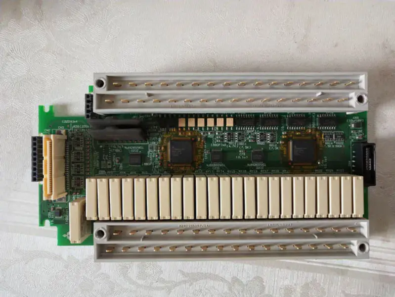 三菱 FX2N-48MR-001 IO