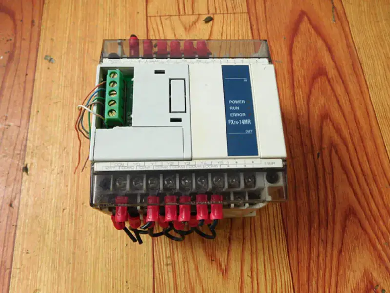三菱 PLC FX1N-14MR-001
