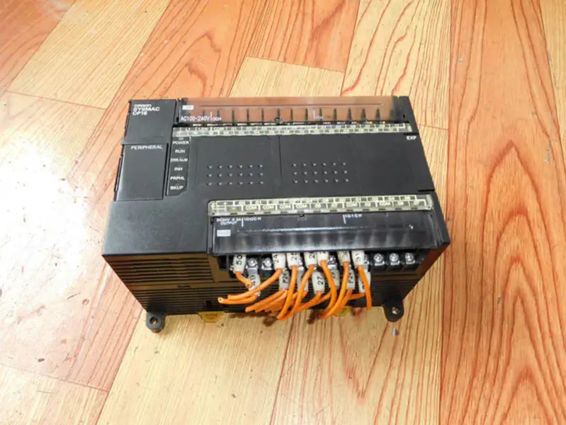 オムロン CP1E-E40DR-A