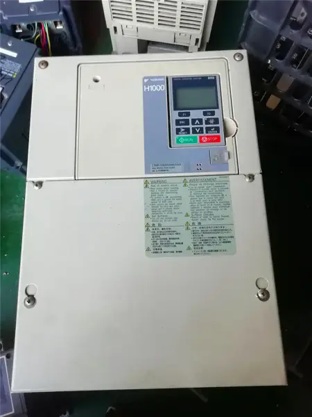 安川電機 7 H1000 CIMR-HB4A0045AAA 18.5KW