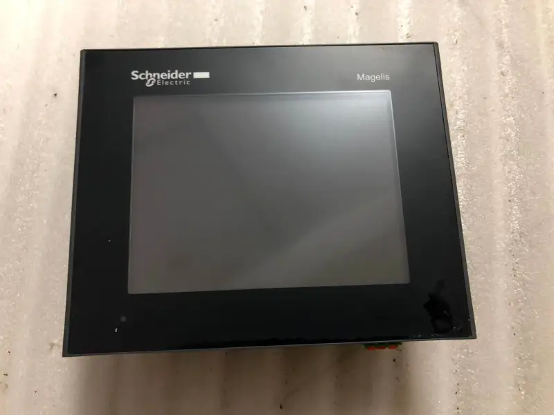 シュナイダーHMIGTO2300