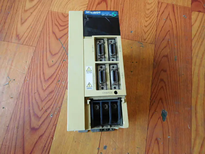 三菱MR-J2S-60A