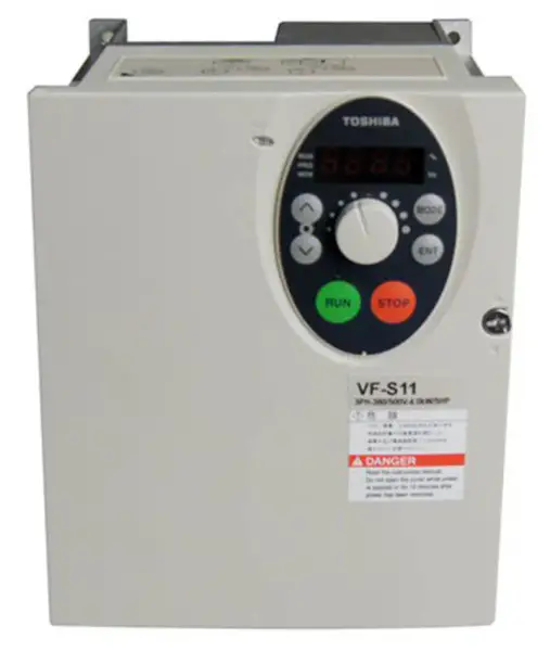 東芝VFS11-4075PL-WN（R5）7.5KW 380V VFS11-4075PL-WN