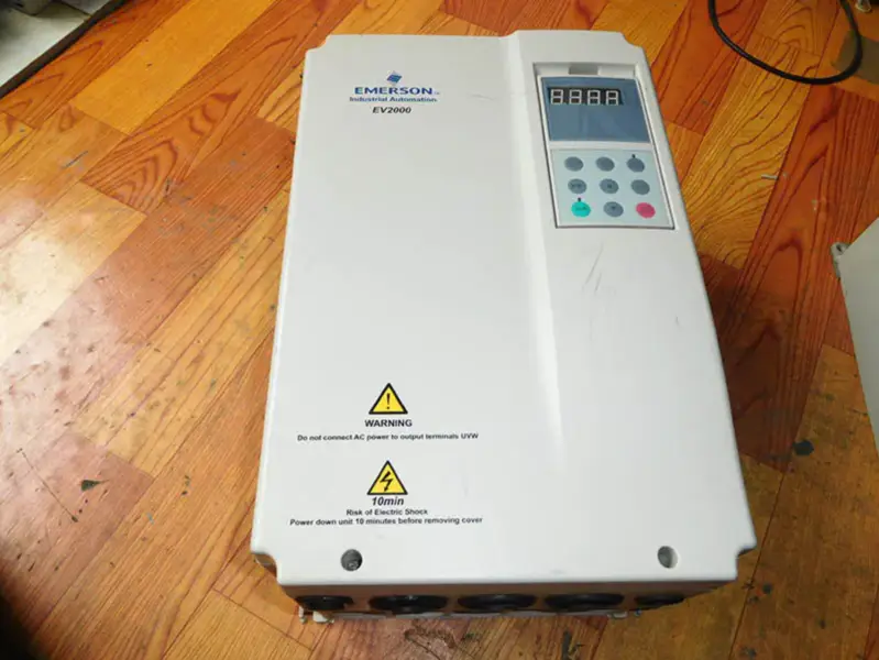 エマーソンEV2000-4T0110G/0150P 11/15KW 380V