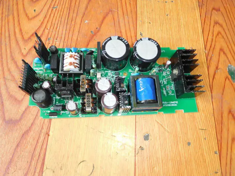 三菱 PLC FX3U-128M