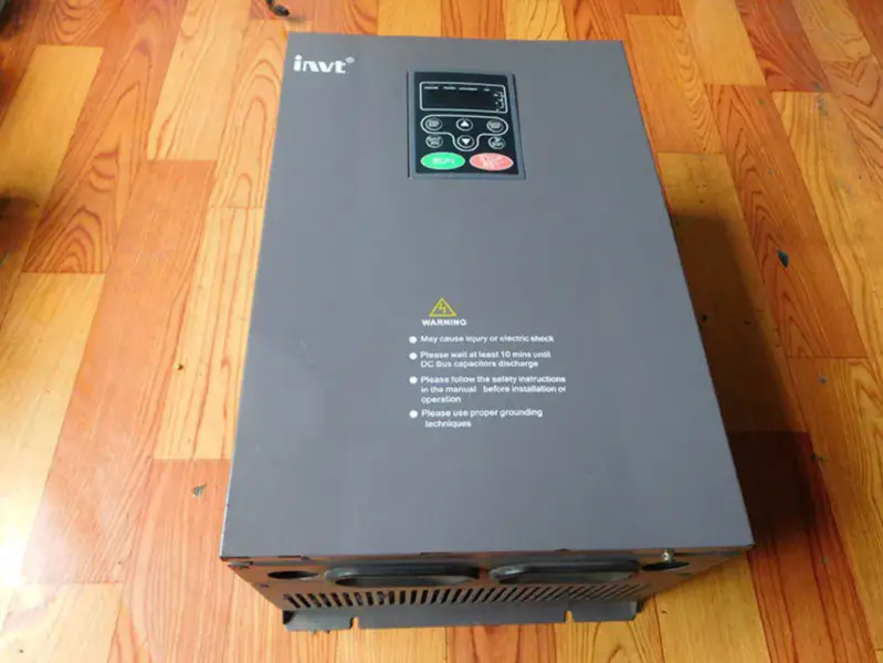 INVERT CHF100-022G/030P-4