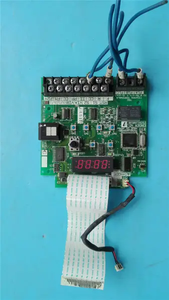 東芝 VF-S7 CPU P6581280G90 190624
