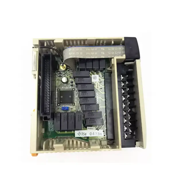 オムロンCQM1-OC222 PLC