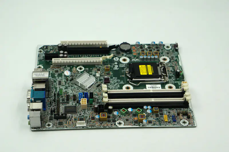 HP RP5810 748612-001 748493-001マザーボード