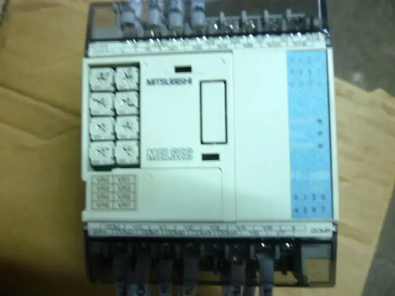 三菱 PLC FX1S-20MT