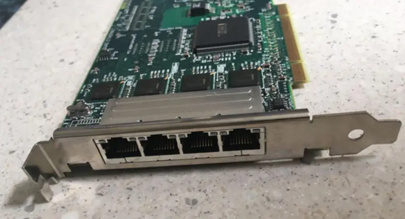 Radisys 97-9031-02 クアッドポート PCI イーサネット・サーバー・ネットワーク・アダプター