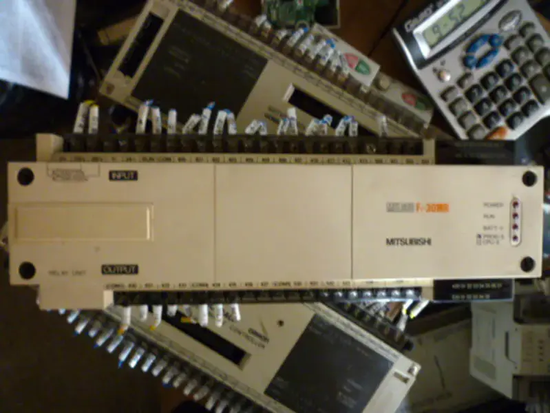 三菱 PLC F1-30MR