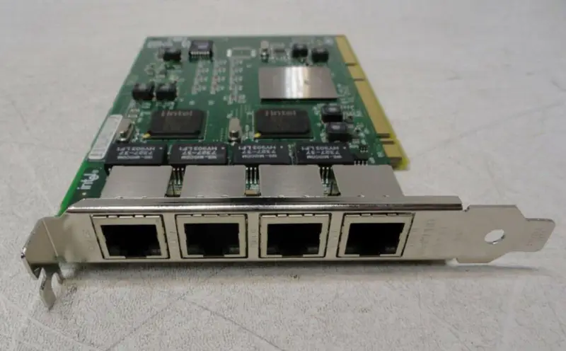 Intel PRO/1000 GT クアッドポート・サーバー・アダプター PWLA8494GT 82546GB