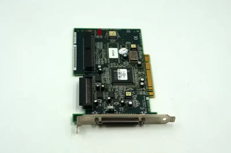 Adaptec AHA-2940UW SCSI コントローラカード 68 ピン 50 ピン