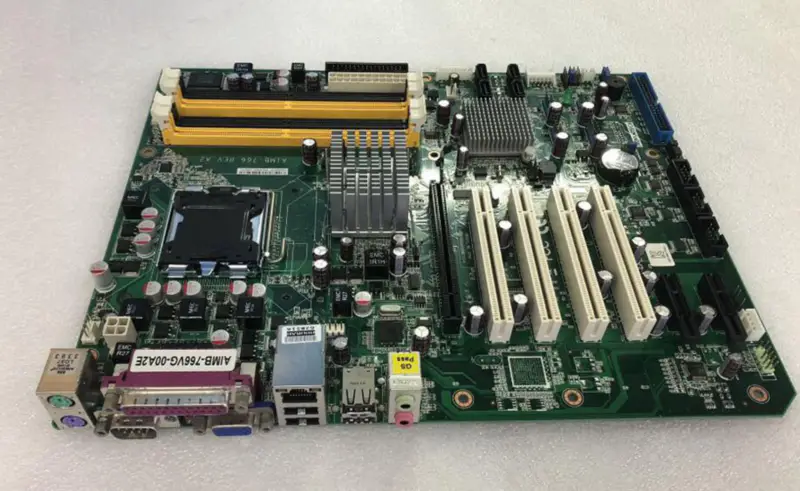 アドバンテック AIMB-766 REV.A2 AIMB-766VG-00A2E 08GSAQ35001107マザーボード