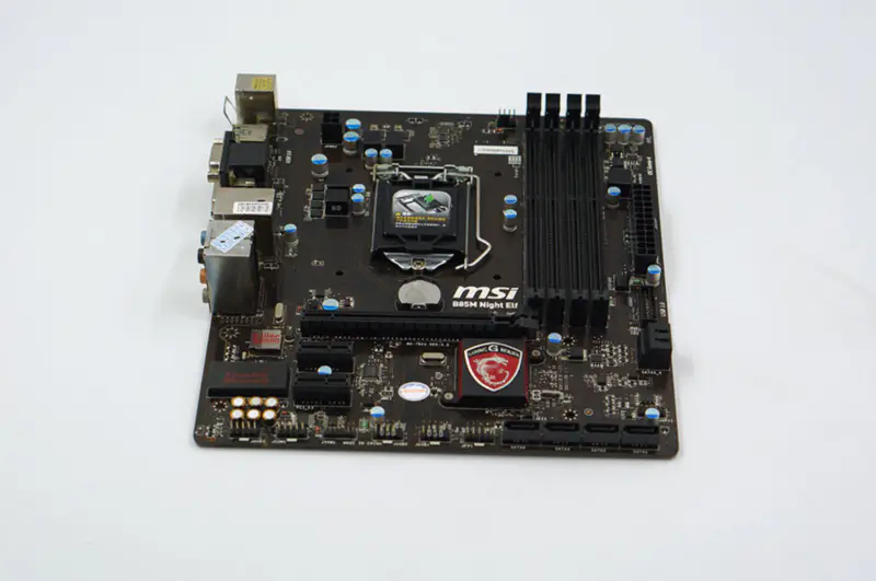 MSI B85M Night ELFマザーボード LGA 1150 /6GB M-ATX