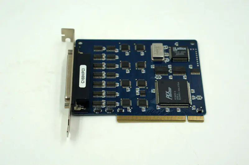 Moxa C168H/PCIマザーボード