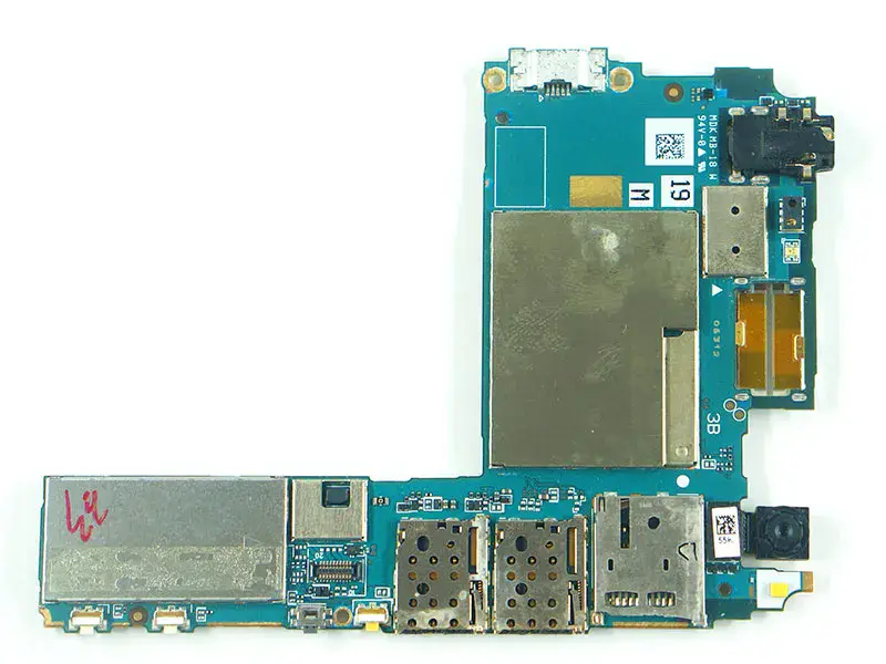 ソニーXperia C4 E5333マザーボードのチップロックを解除
